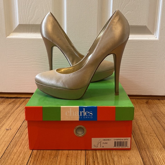 Charles David Pure pump - champagne satin - Picture 3 of 5